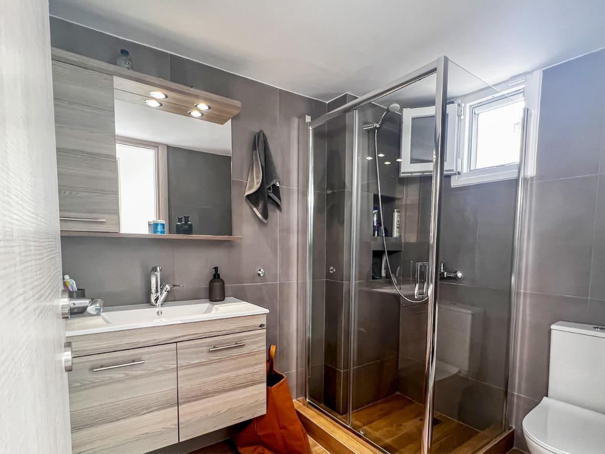 Zesto Spitiko Apartment Piraeus